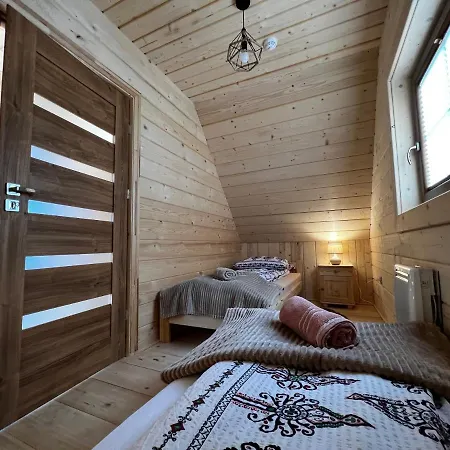 Styry Pory Roku Apartment