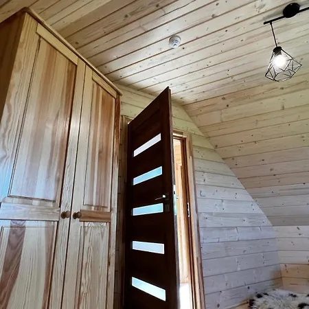 Styry Pory Roku Apartment *