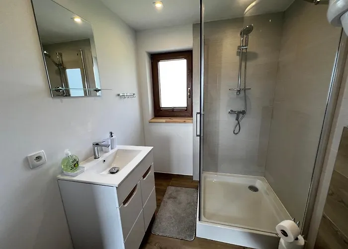 Styry Pory Roku شقة *